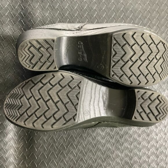 Dansko Clogs - Picture 3 of 5